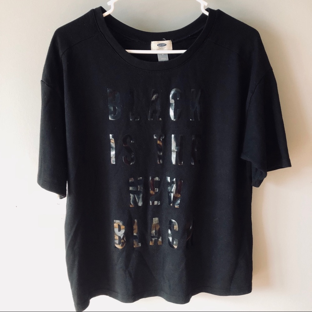 Old Navy graphic tee